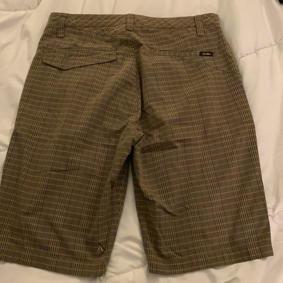 Volcom - Picture 2 of 2